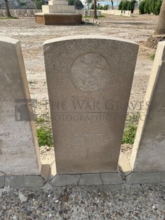 BAGHDAD (NORTH GATE) WAR CEMETERY - BAKER, W
